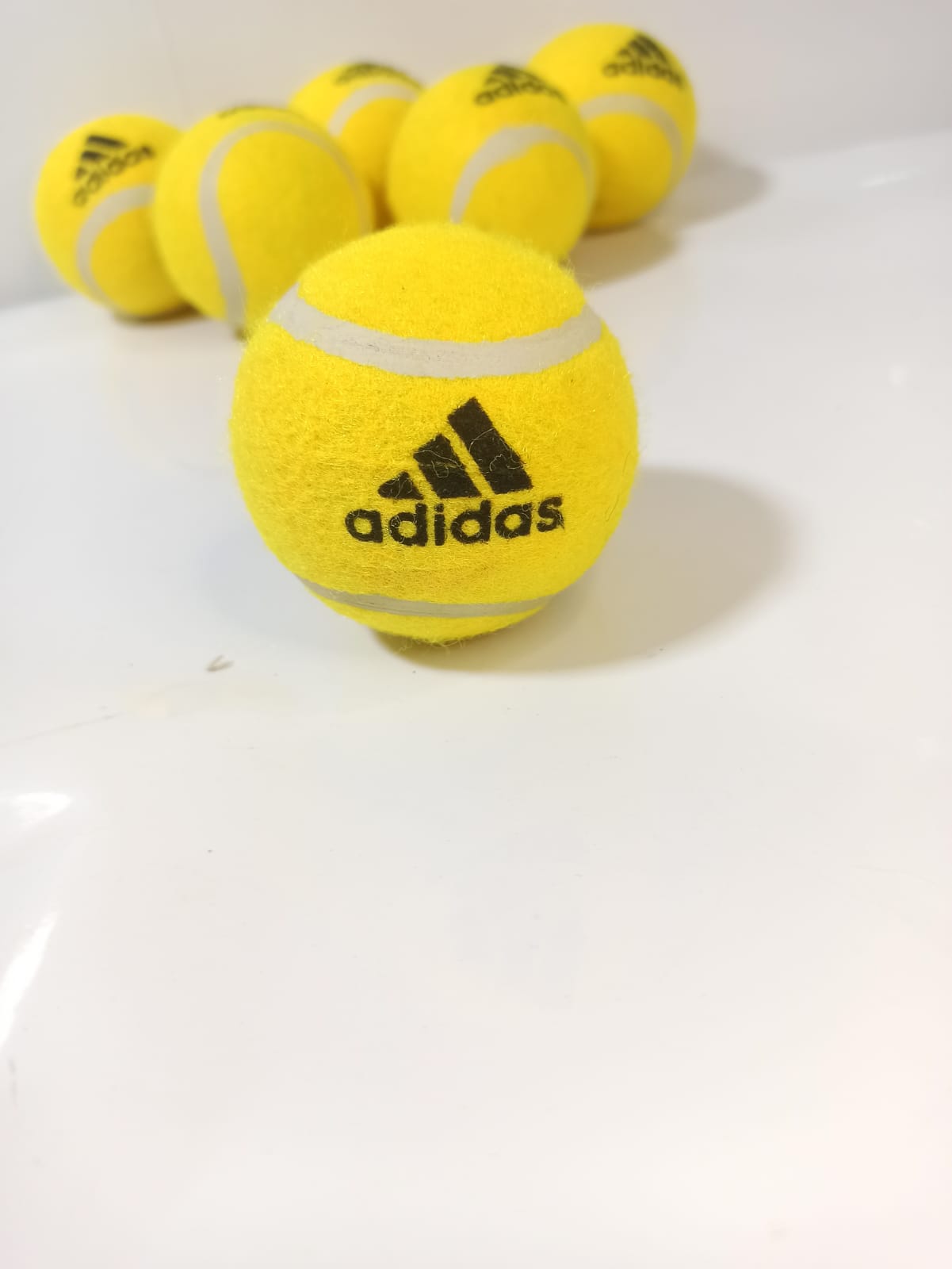 6 Pcs Sports Outdoor Fun Cricket Beach Balls Tape Balls For Kids 3671